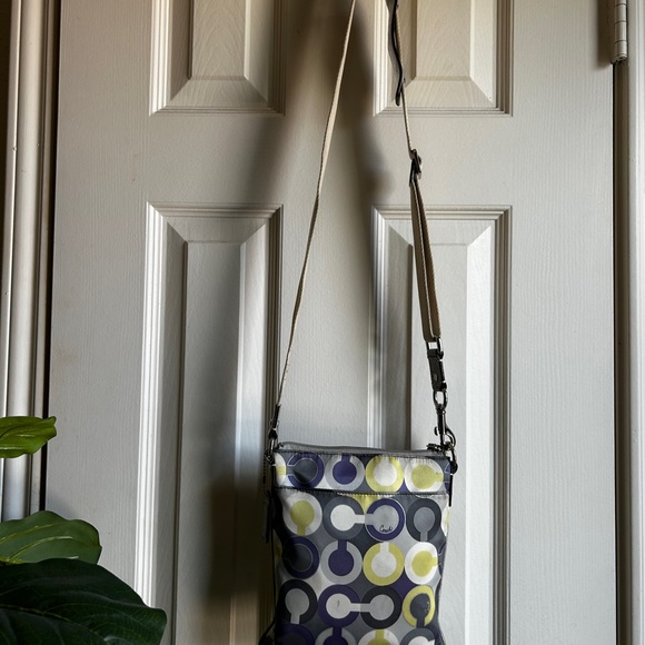 Multicolor Coach Purse - Picture 12 of 15